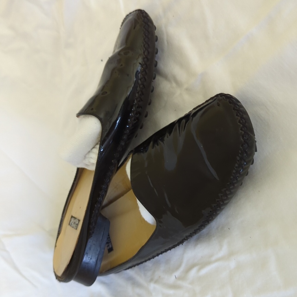 Patent leather Stuart Weitzman slide-ons